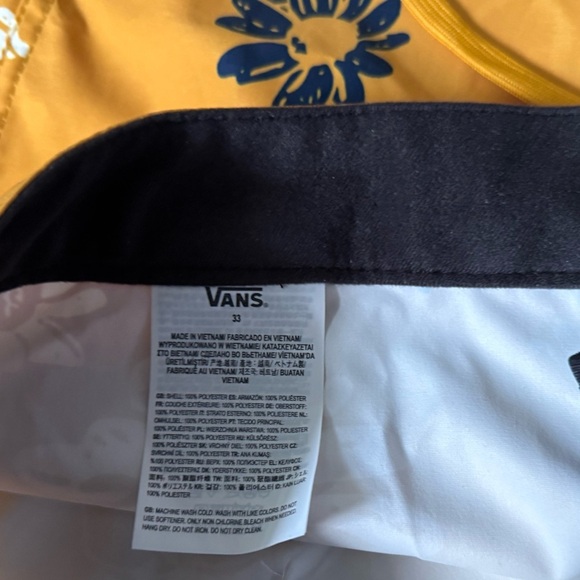 Vans Men's Mustard Floral Skull Board Shorts - Picture 4 of 4